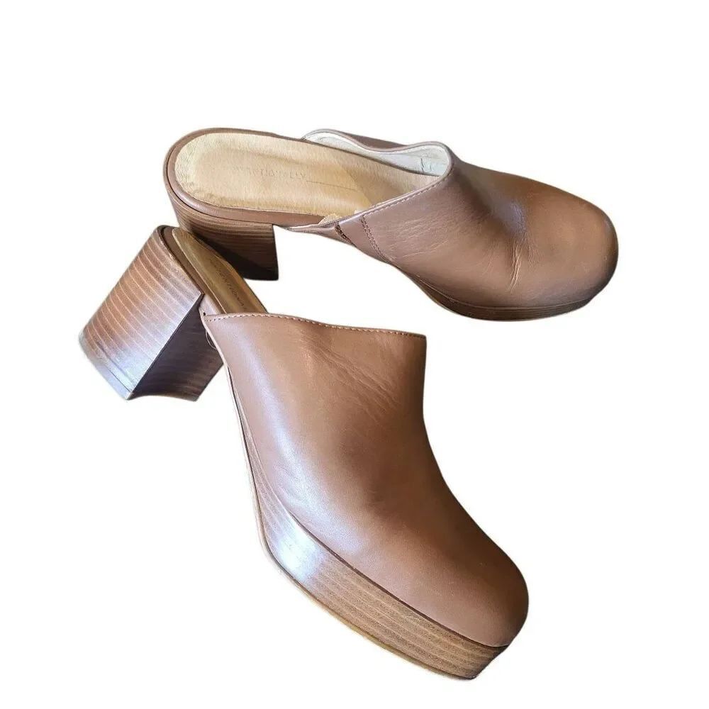 Intentionally Blank Clogs Women's 10.5 Cognac Tan Facts Leather Platform Boho